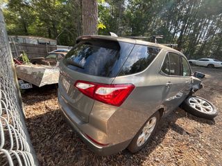 2018 Chevrolet Equinox LT - Exterior Rear Right Corner Image